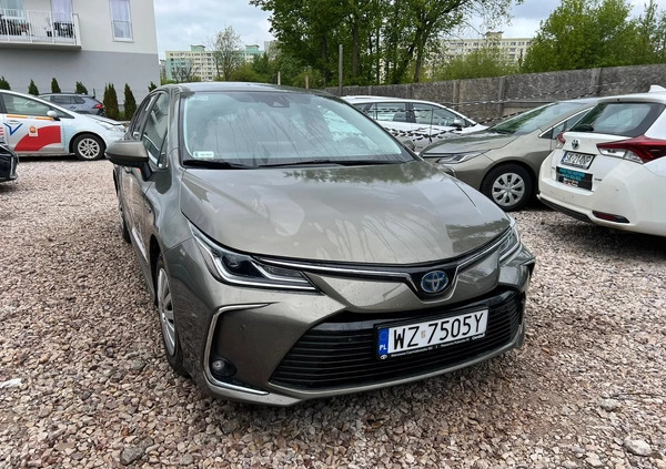 Toyota Corolla cena 59000 przebieg: 200000, rok produkcji 2019 z Warszawa małe 121